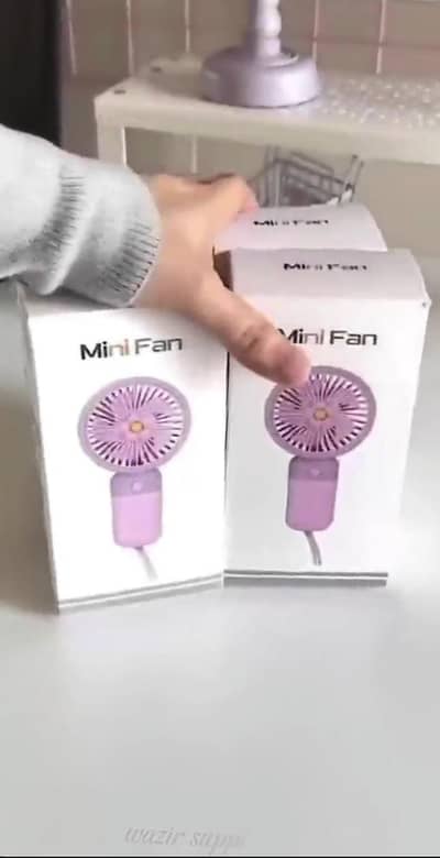 Electric hand fan