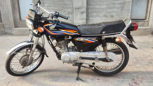 Honda CG 125 - 2018 Model - Black Color