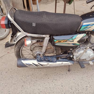 Honda 125 2023  model achi condition ma