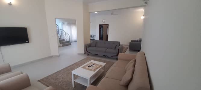 Fully Furnished Luxury Villa For Rent Move-In Ready Furnished By Habit
