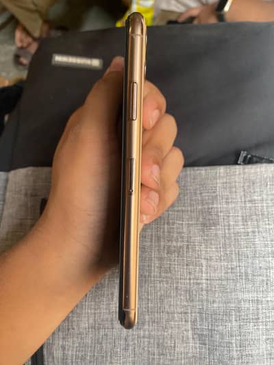 Apple iPhone 11 Pro Max jv