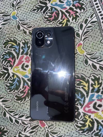 Xiaomi Mi 11 Lite with Box for sale urgent