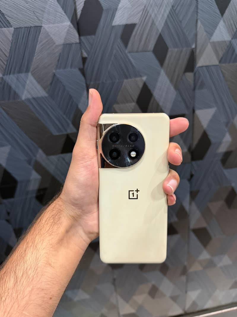 One Plus 11 0