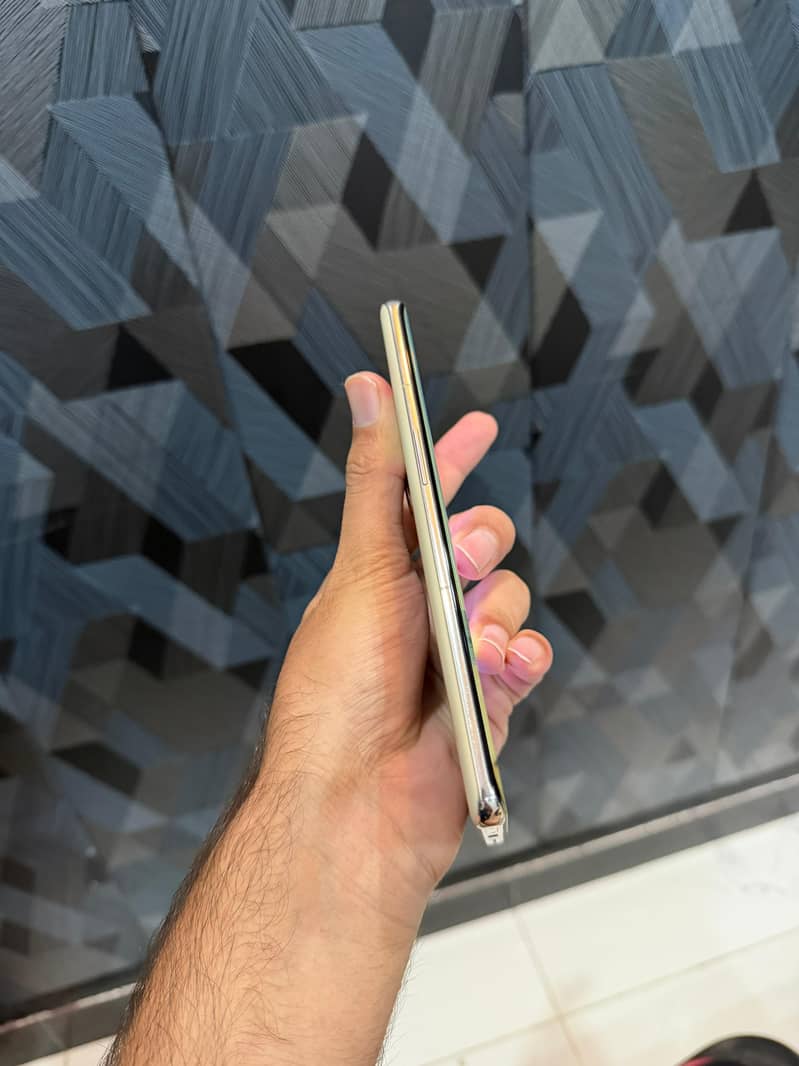 One Plus 11 3