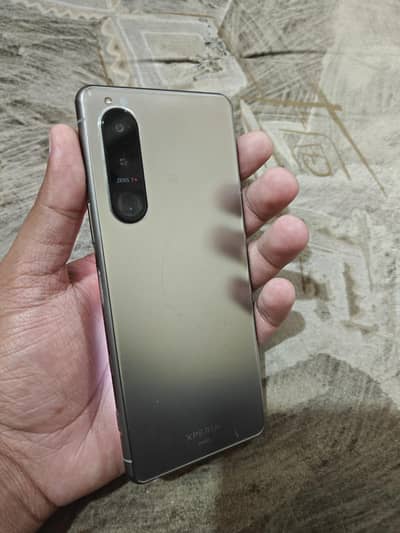 Sony 5 III 8/128 10by 10 condition Snapdragon 888