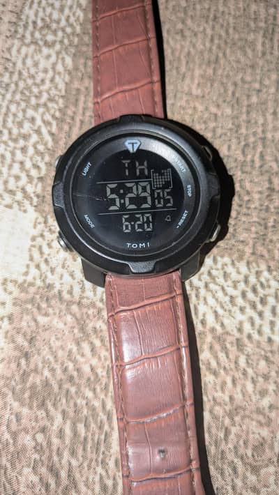Tomy Hilfiger watch all ok