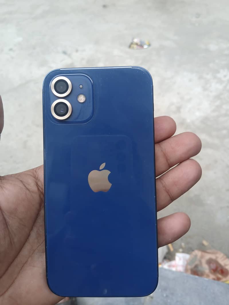 Apple iPhone 12 2