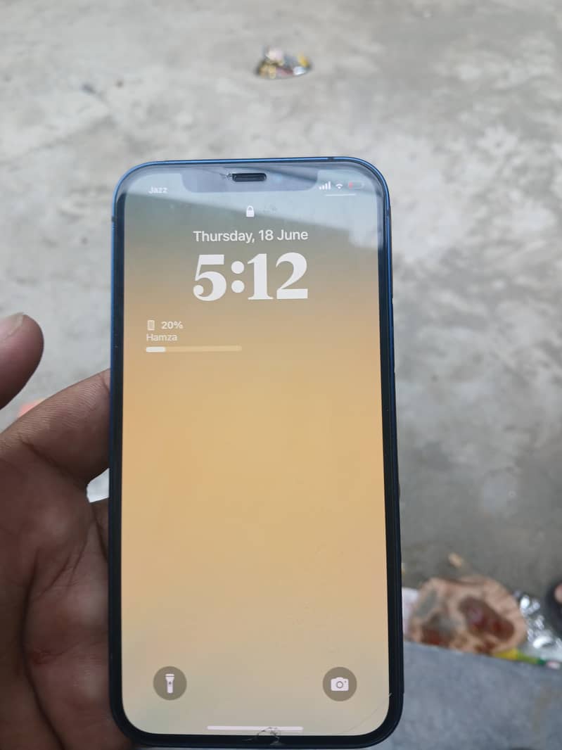 Apple iPhone 12 3