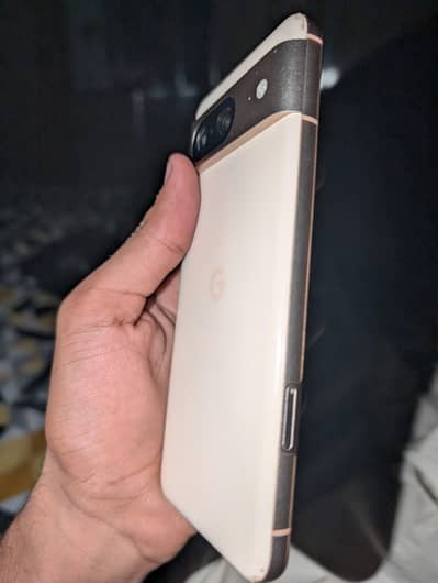 Google Pixel 8