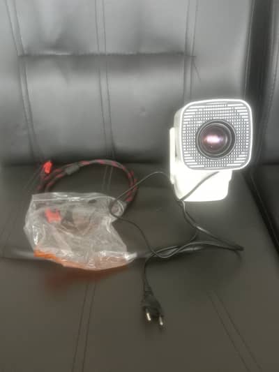 NEW Projector ready for sale with sound system rotation movie project