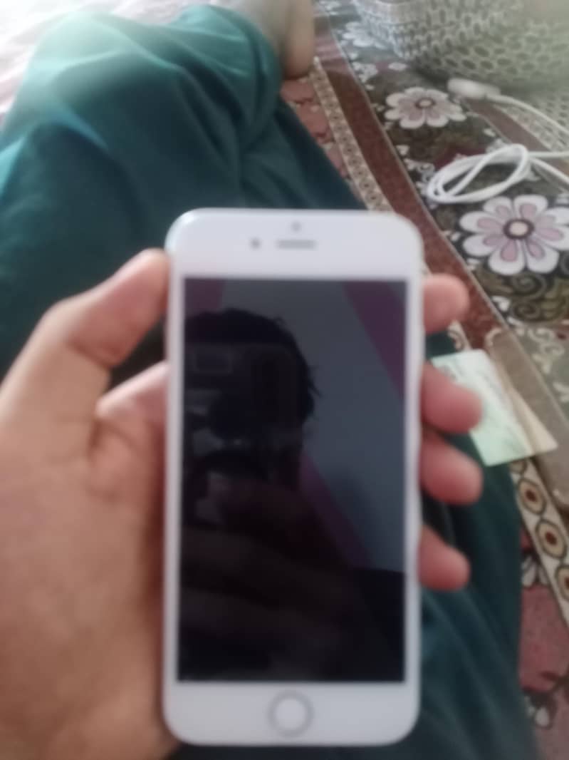 Apple iPhone 6 1