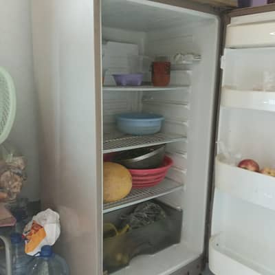 Dawlance fridge for sale