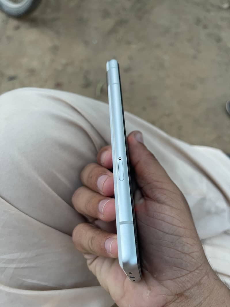 Google Pixel 7a 3