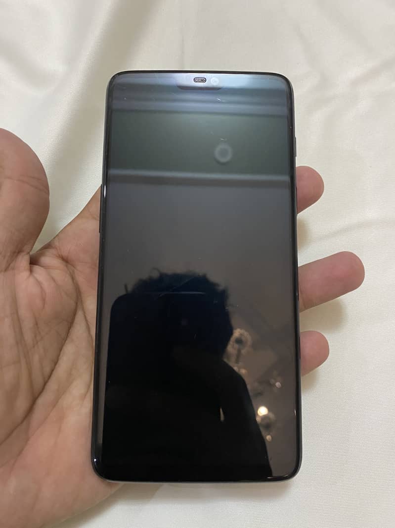 One Plus 6T 1