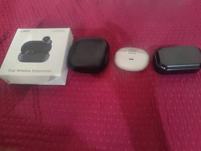 4earbuds deal only ,5500