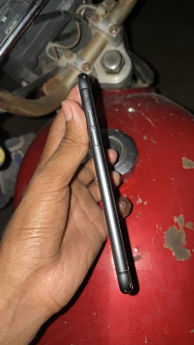 Apple iPhone 11 64GB battery health 89