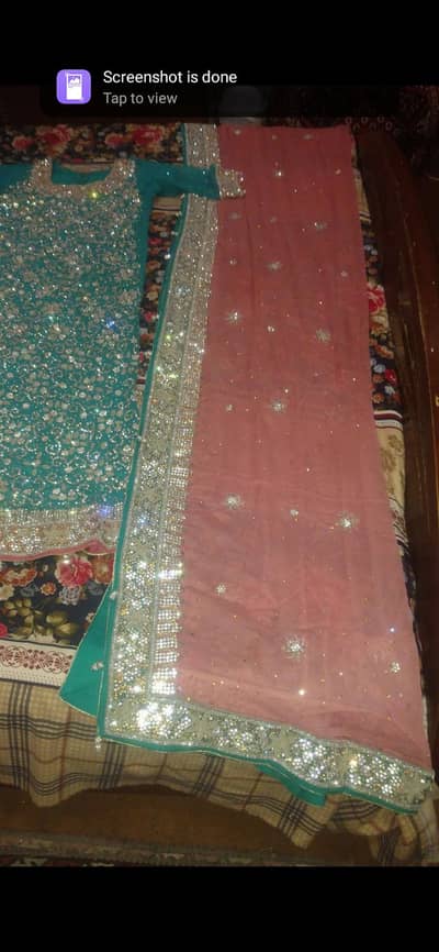 full long maxi stone or dapke ka Kam howa hy only one time used