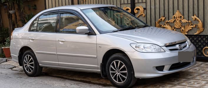 Honda Civic 2005 Vogue Silver Metallic Color – Well Maintained Car