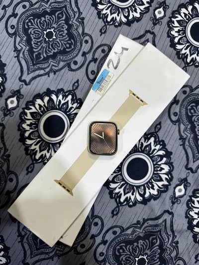 Apple watch series 7 stainless steel golden