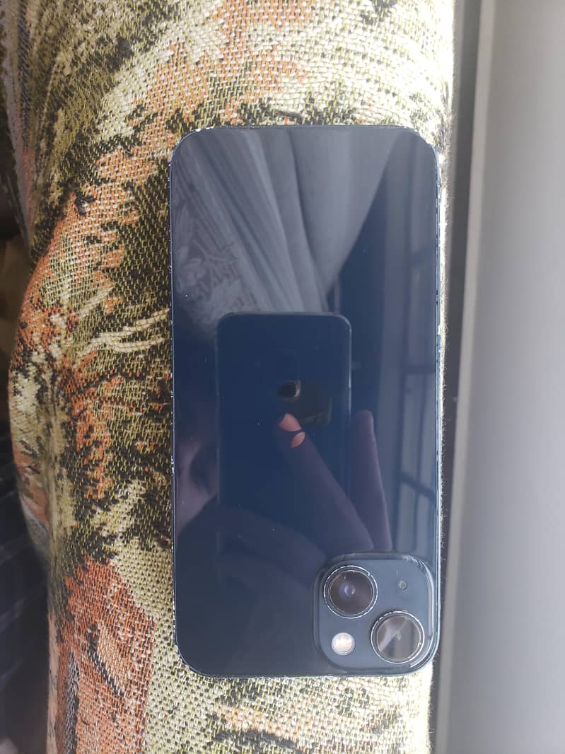 Apple iPhone 13 1