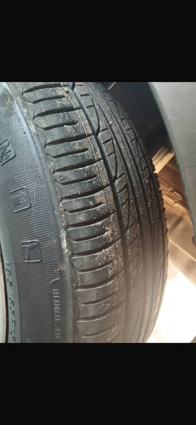 Tyres 185/65/15