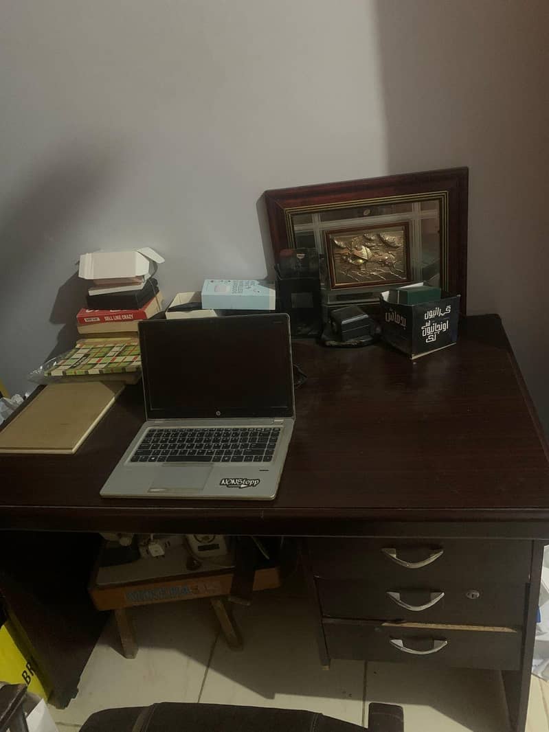 Sofa,Chairs and Tables (URGENT SALE) 7