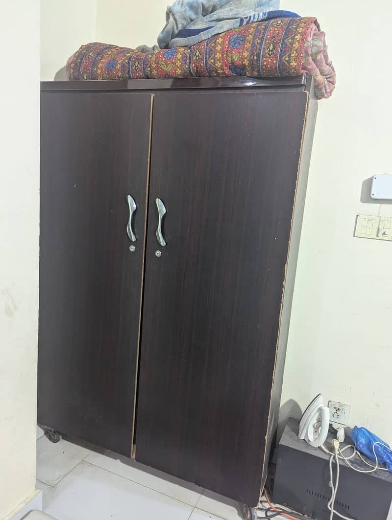 Office table 4computer wali 3