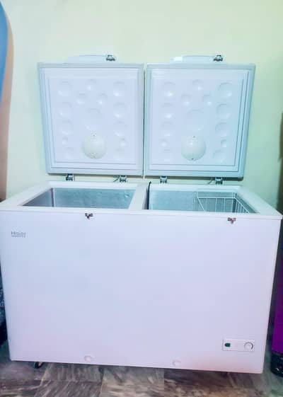 D freezer and Refrigerator