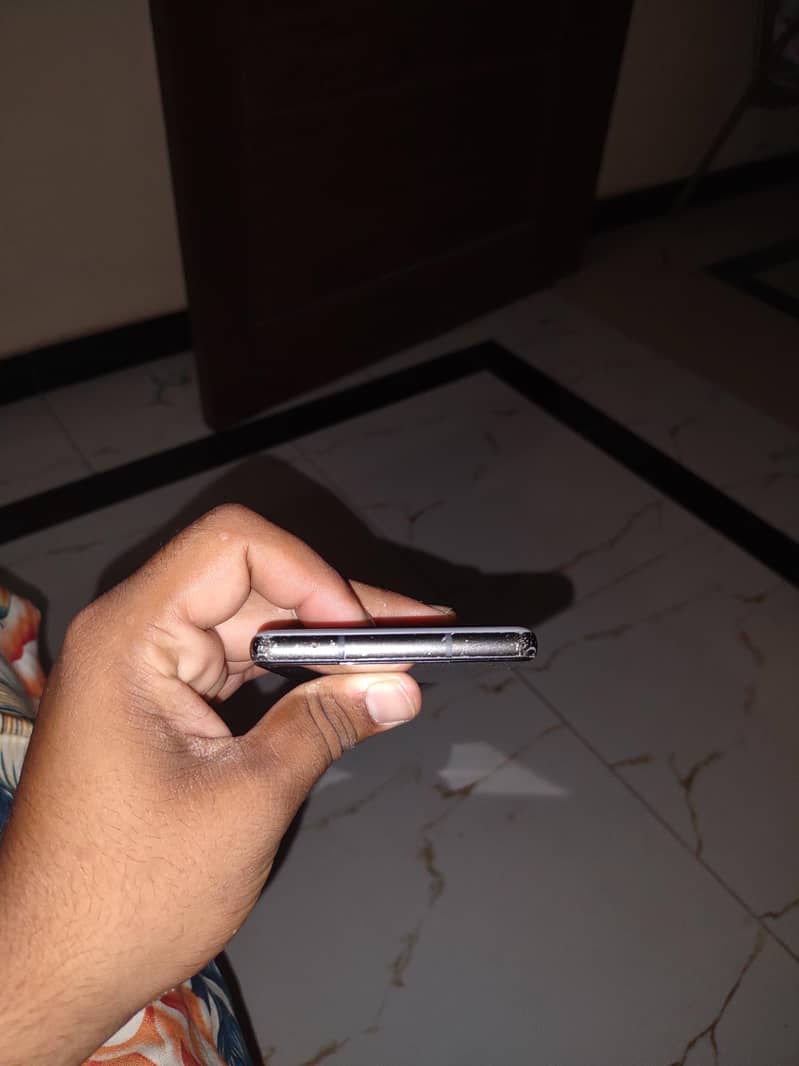 Google Pixel 6a 5