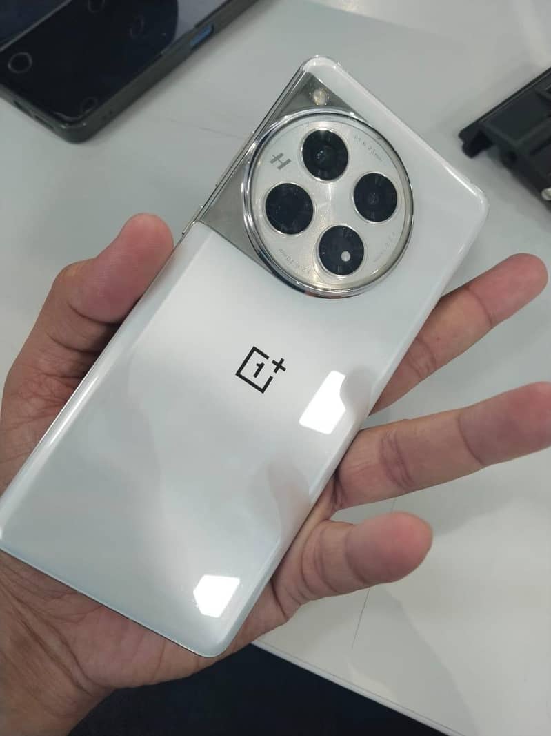 One Plus 12 2