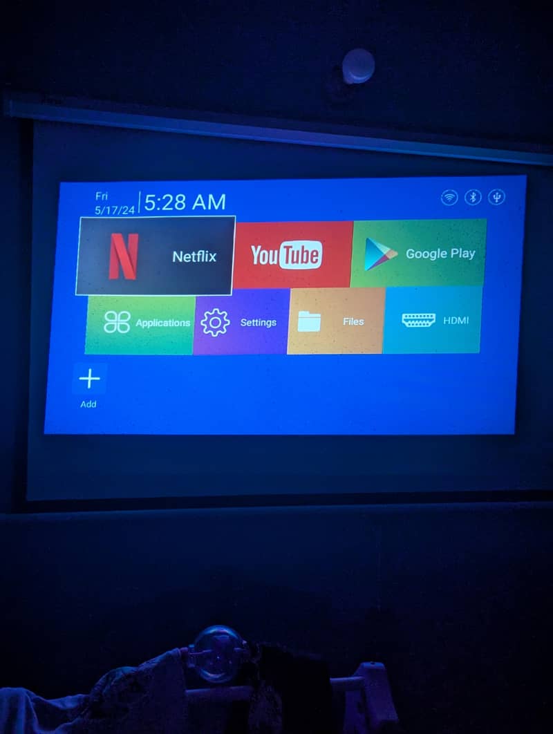 4k Android projector and sheet 3