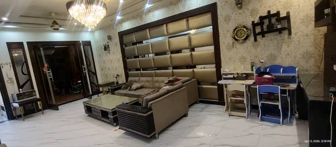 Just new 10 marla upper 3 beds attached bath tvl kitchen stor room Neat and clean for detail cal plz