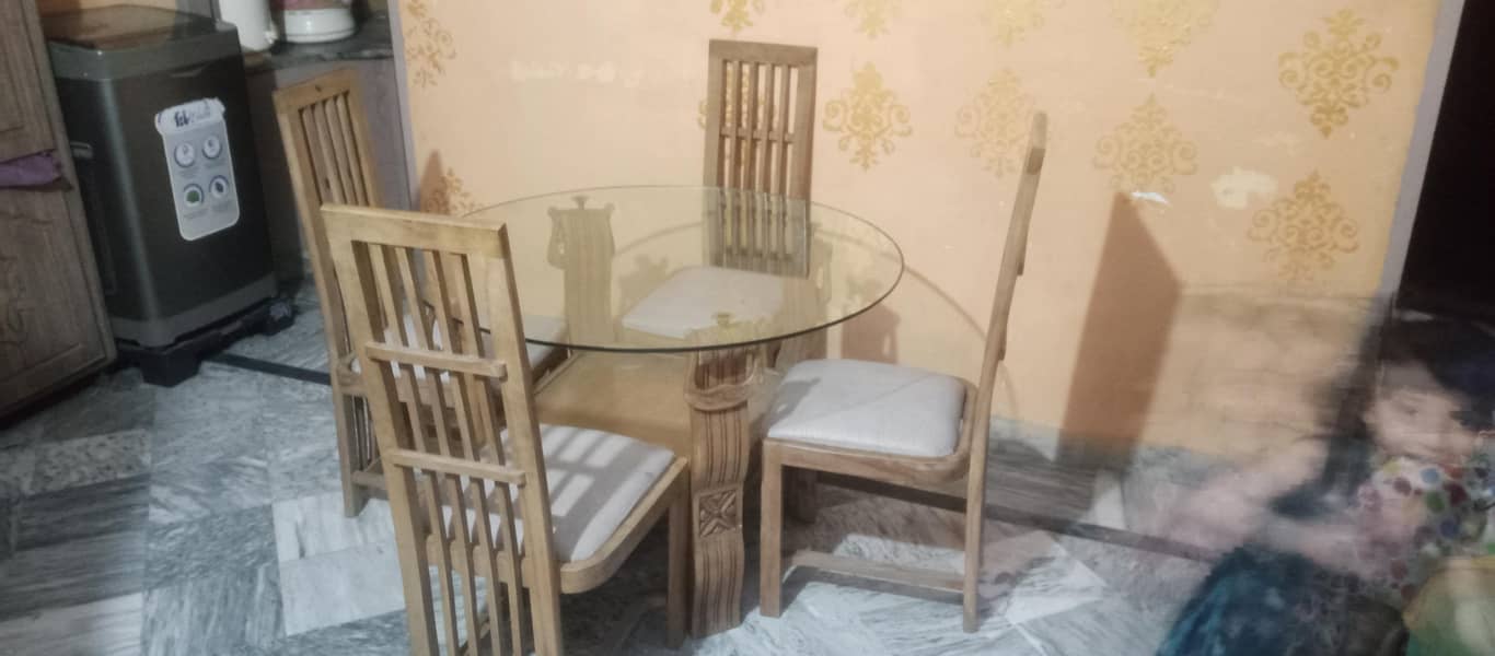 dining Table 4 chairs 1