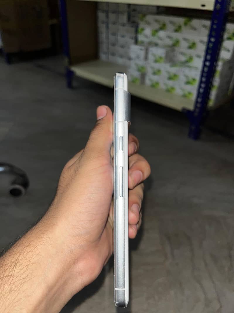 Google Pixel 7 2