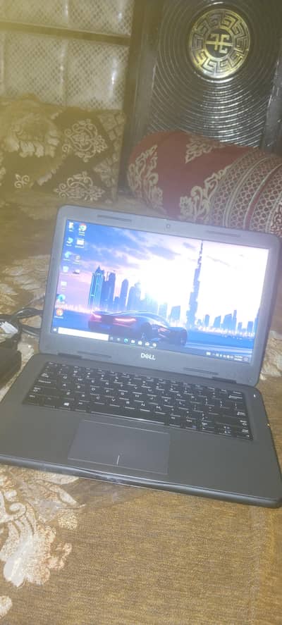 dell latitude 3310 i3 8 gernation 4gb 128gb