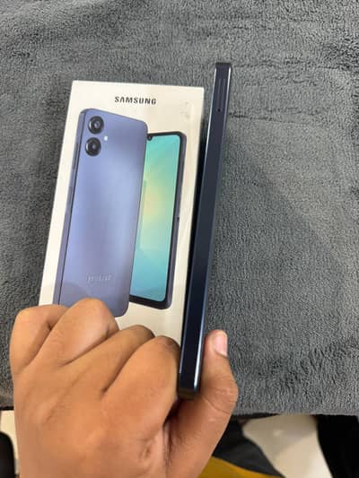Samsung Mobile A06