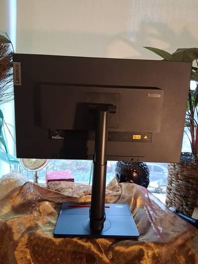 Lenovo 27inch monitor 1080p