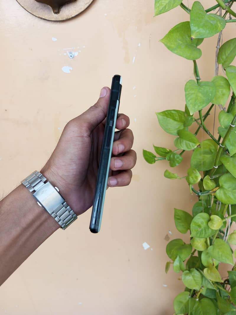Google Pixel 6a 4