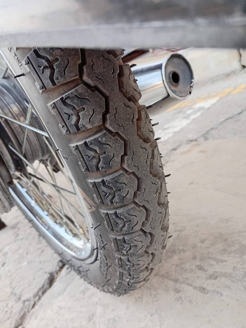 United 70cc 8