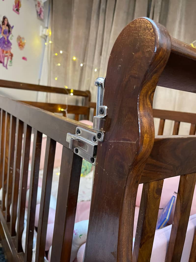 Baby cot 6