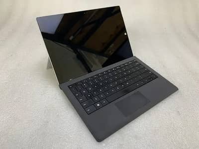 Microsoft Surface Pro 3 Core i5/8GB/256GB Tablet PC With KeyPad