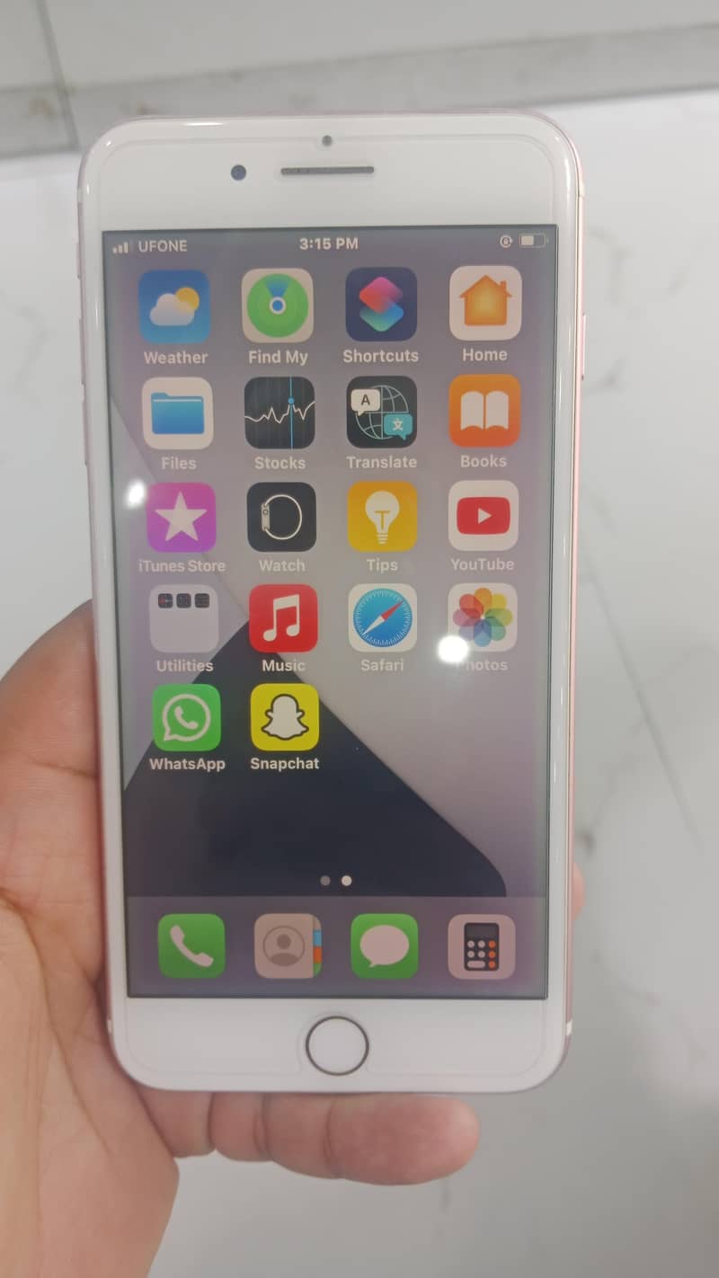 Apple iPhone 7 Plus 0