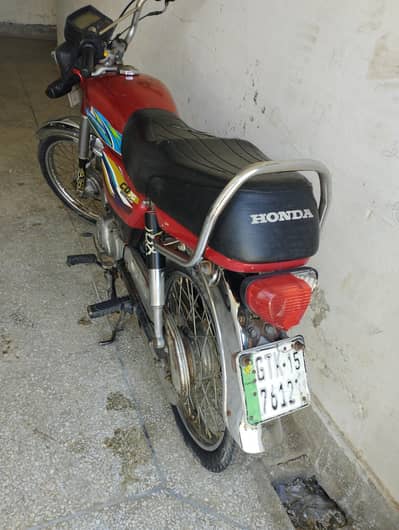 Honda cd70 2015