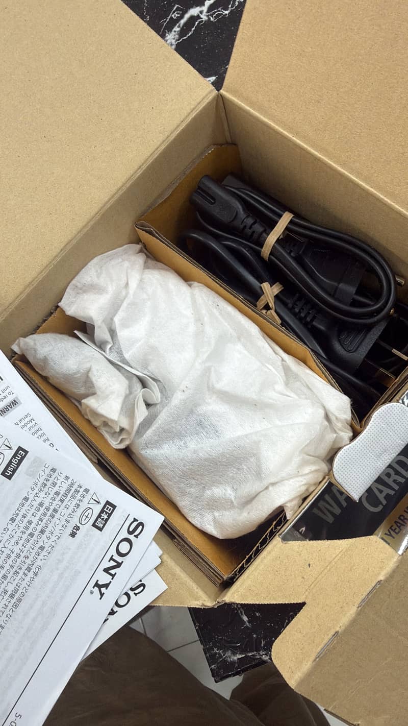 Sony ZV E10 4