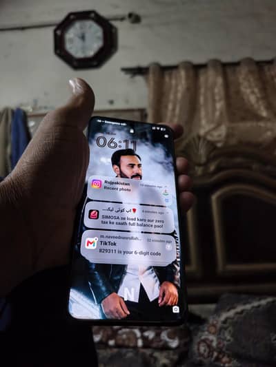 Vivo V50