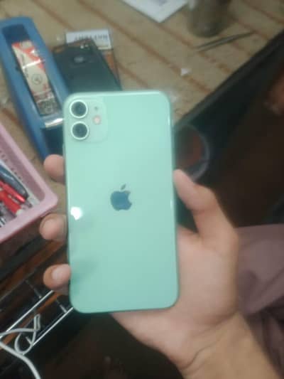 Apple iPhone 11