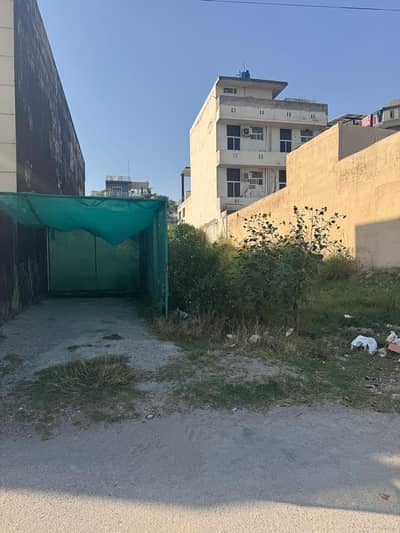32x70 Residential Plot for Sale in Soan Garden – All Utilities Availab