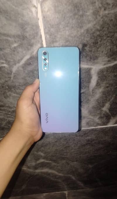 Vivo S1