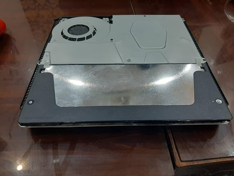 PS4 slim 3