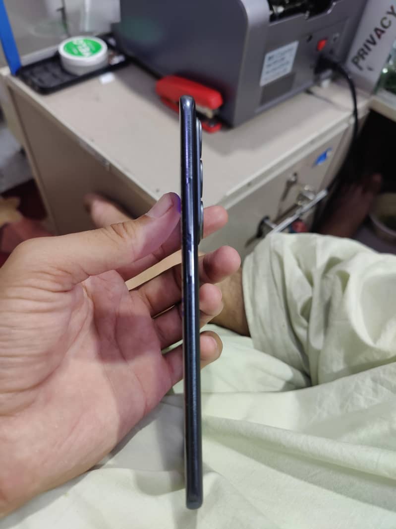 Tecno common 40 pro plus 1